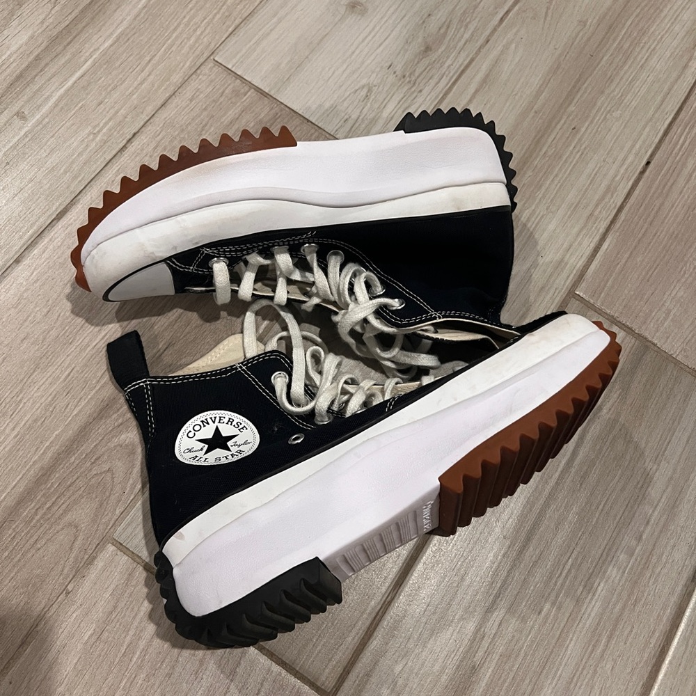 Converse Run Star Hike Canvas Platform Black High-Top Sneakers | Size 8 Women’s